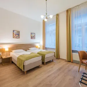 Hotel Baross -